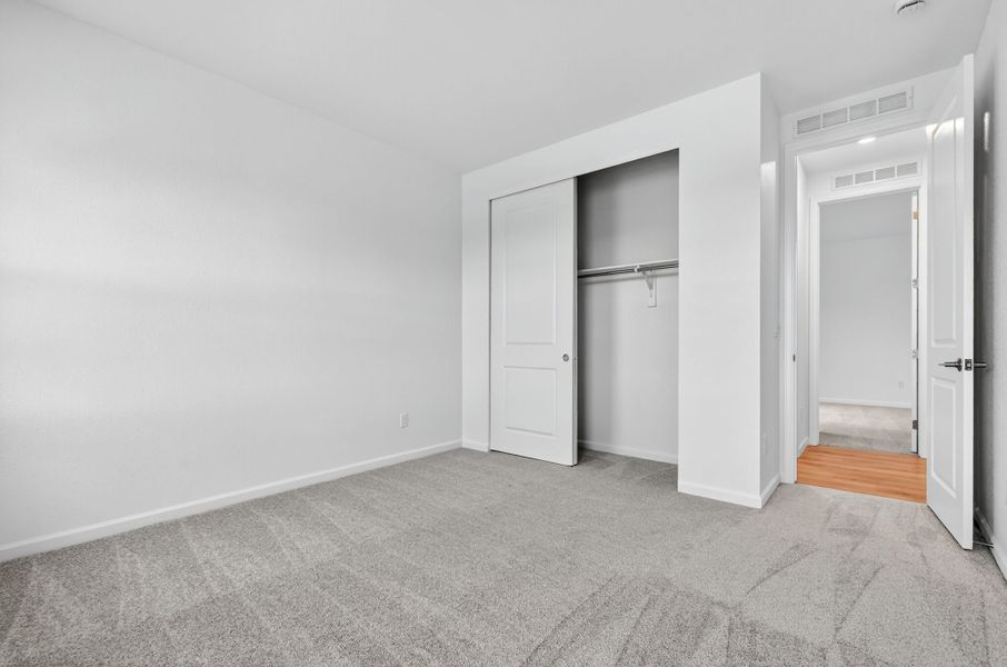 Spacious, unfurnished interior of a new home in Trailstone, Arvada (Image 15). Spacious, unfurnished interior of a new home in Trailstone, Arvada (Image 15).