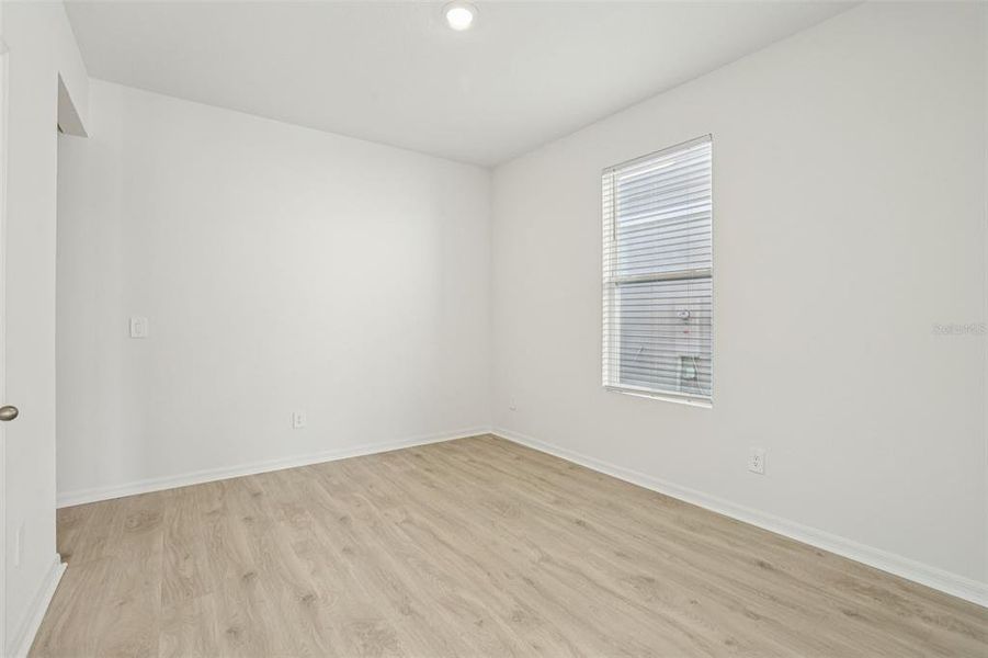 Spacious, unfurnished interior of a new home in The Meadow at Crossprairie Bungalows, St. Cloud (Image 23).