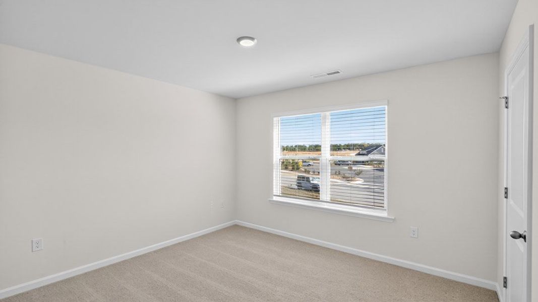 Spacious, unfurnished interior of a new home in Olive Branch, Clayton (Image 25).