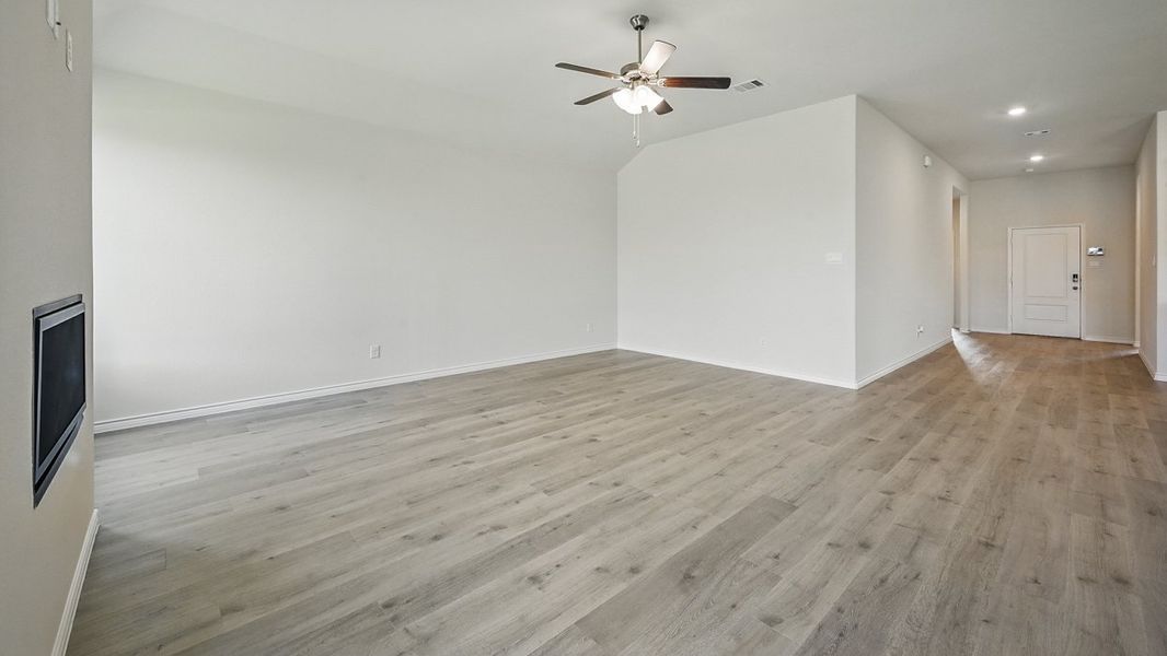 Representative unfurnished interior of a home built from the Granby by D.R. Horton in The Woods at Lindsey Place, Anna (Image 12). Representative unfurnished interior of a home built from the Granby by D.R. Horton in The Woods at Lindsey Place, Anna (Image 12).