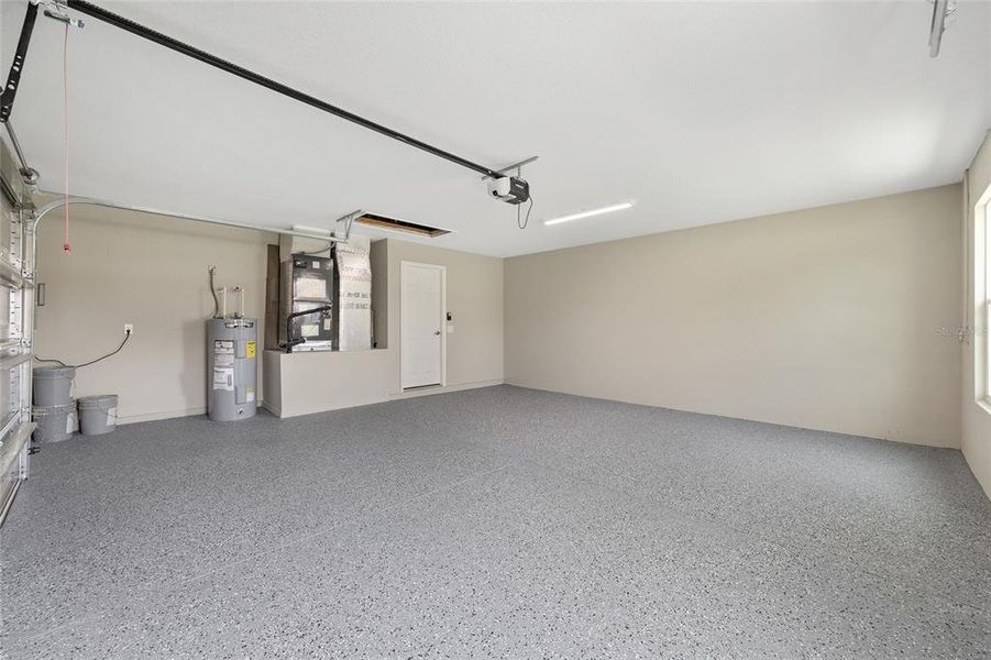 Spacious, unfurnished interior of a new home in , Dunnellon (Image 35). Spacious, unfurnished interior of a new home in , Dunnellon (Image 35).
