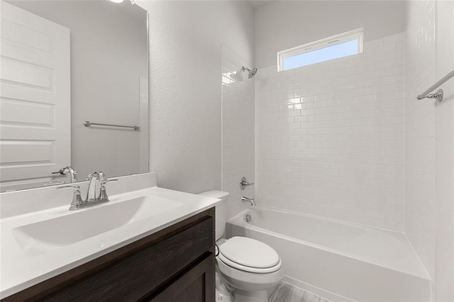 1057 Fleetwood-Bathroom-1