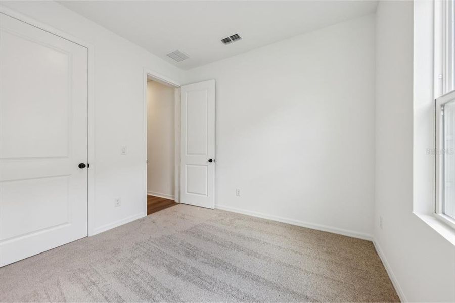 Spacious, unfurnished interior of a new home in Sunbrooke, St. Cloud (Image 26).