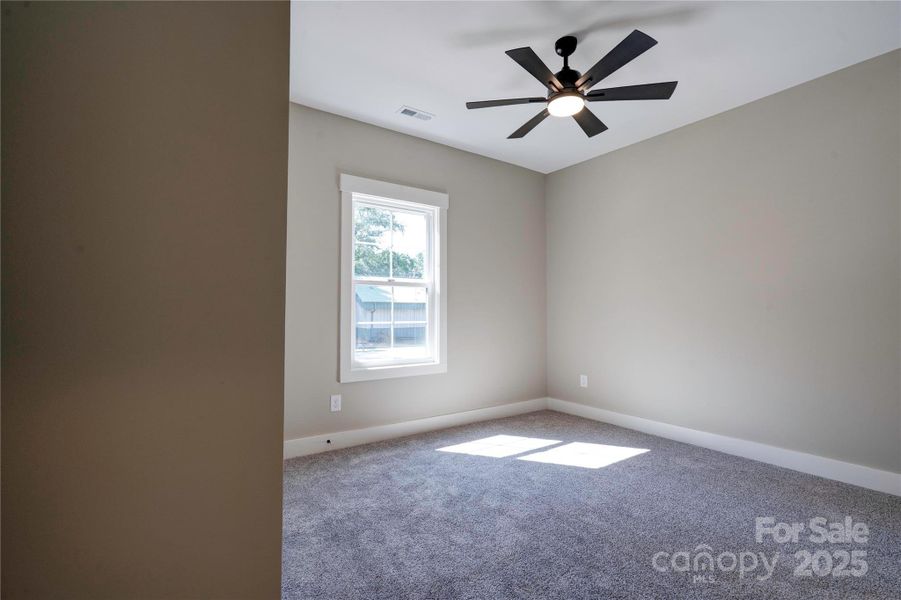 Spacious, unfurnished interior of a new home in , Kings Mountain (Image 16).