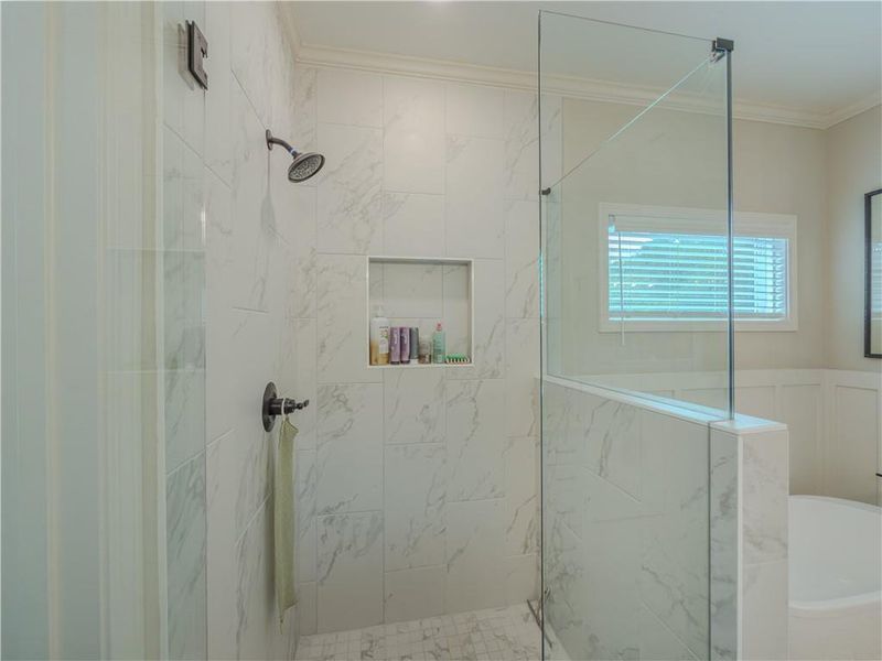 Close-up of interior finishes inside a home in , Good Hope (Image 24).