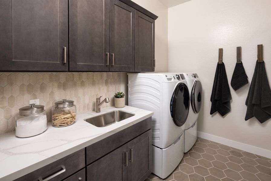 Furnished interior view inside a new home in Verdin, Phoenix (Image 16).
