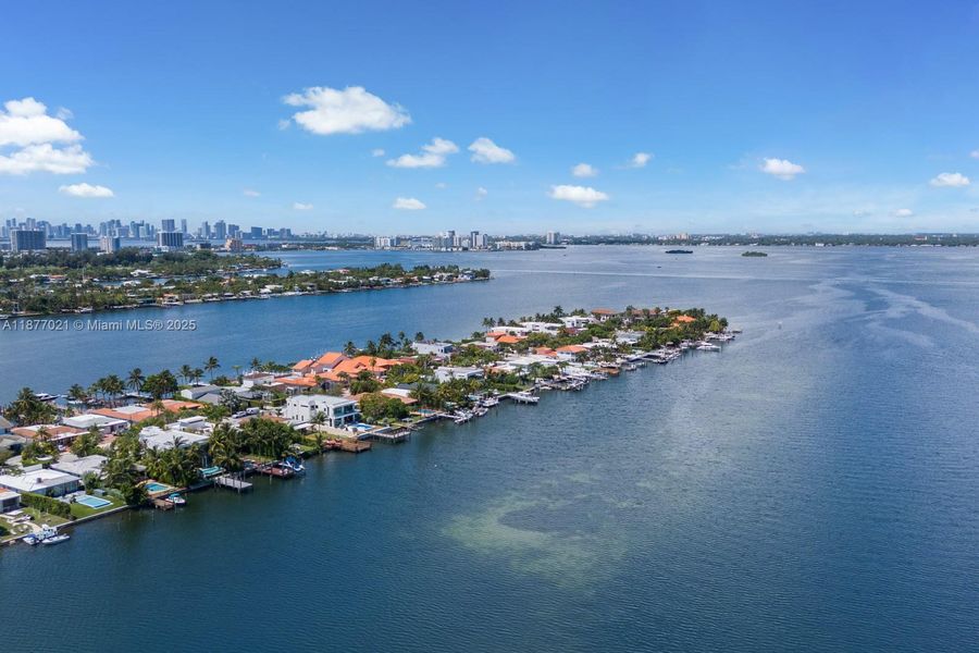 Image 24 of a home in . Image 24 of a home in .