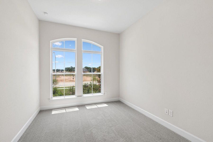Spacious, unfurnished interior of a new home in ARTAVIA 45' Homesites, Conroe (Image 28).