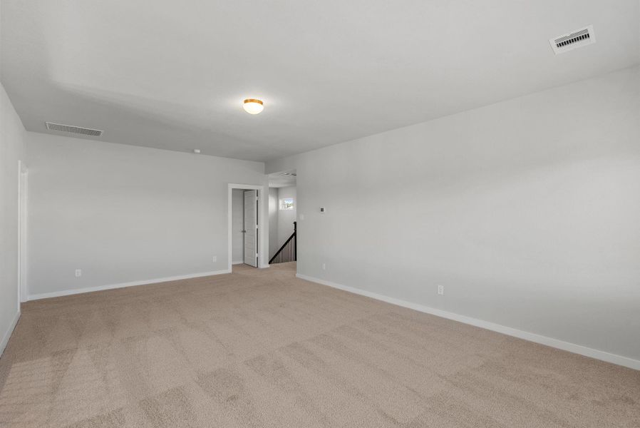 Spacious, unfurnished interior of a new home in Beacon Hill, Waller (Image 13).