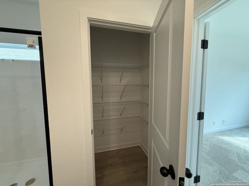 Image 33 of a home in Enclave at Hennersby Hollow 50's.