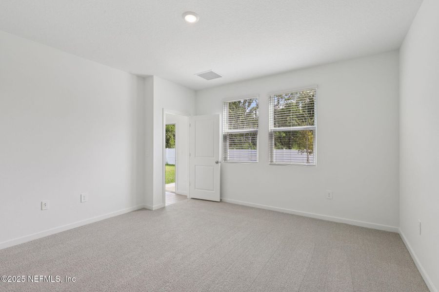 Spacious, unfurnished interior of a new home in Cypress Meadows - Classic Series, Jacksonville (Image 20).
