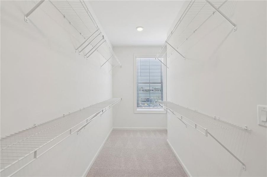 Spacious, unfurnished interior of a new home in IveyBrooke, Alpharetta (Image 21).