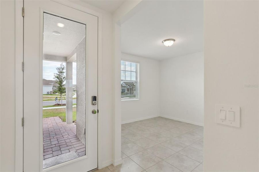 Furnished interior view inside a new home in Eden Hills, Lake Alfred (Image 3).