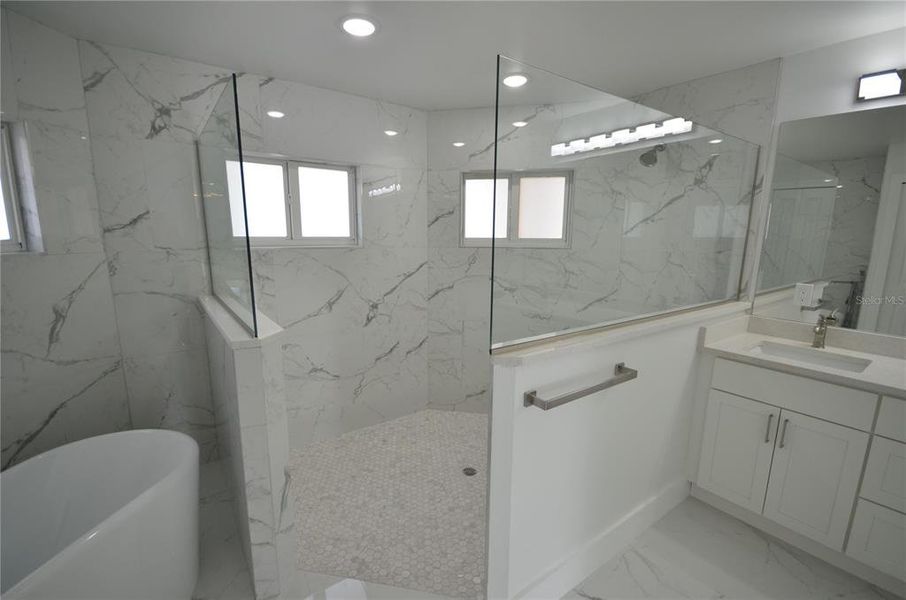 Furnished interior view inside a new home in , Lehigh Acres (Image 6).
