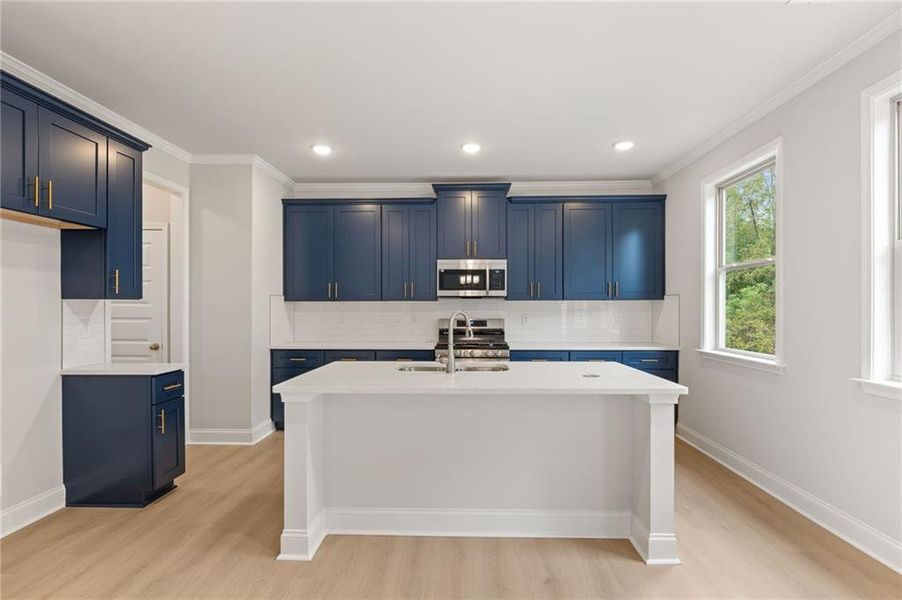 Furnished interior view inside a new home in Hellen Valley, Braselton (Image 14).