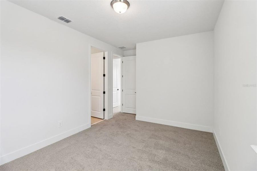 Spacious, unfurnished interior of a new home in Cyrene at Minneola, Minneola (Image 28).