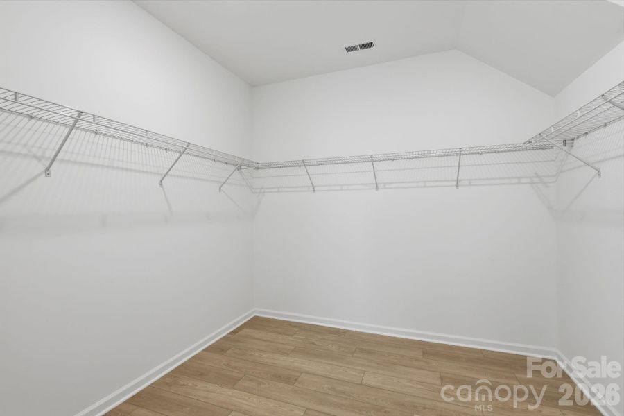 Spacious, unfurnished interior of a new home in Roselyn, Lancaster (Image 14).