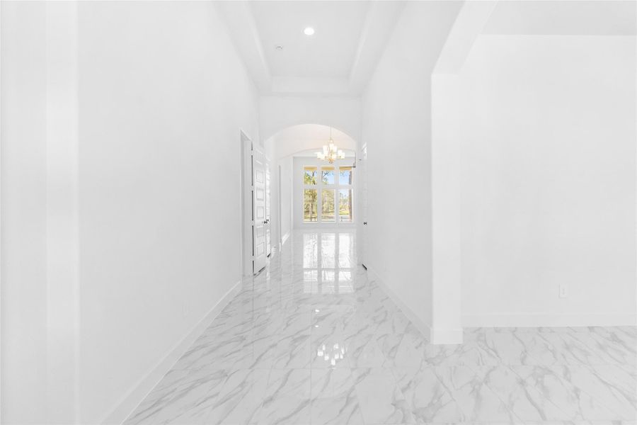 Spacious, unfurnished interior of a new home in Audubon Park 70', Magnolia (Image 21).