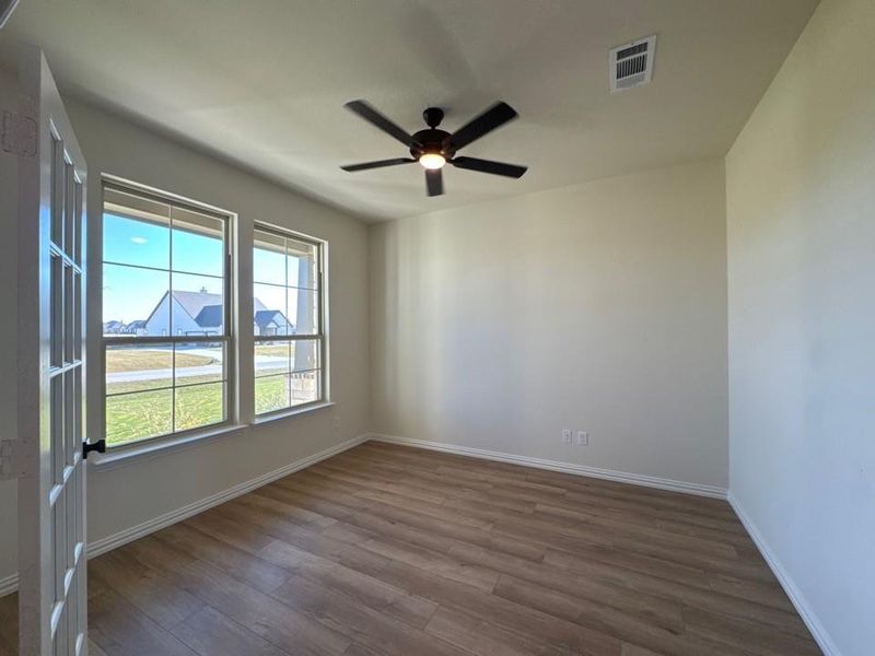 Spacious, unfurnished interior of a new home in Fairview Meadows, New Fairview (Image 11).