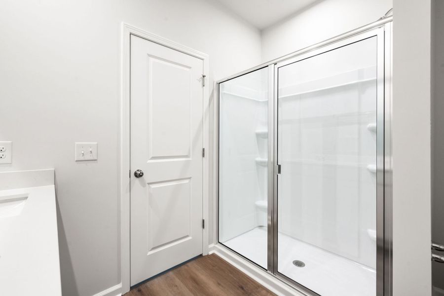 Spacious, unfurnished interior of a new home in Heartwood, Richmond Hill (Image 13). Spacious, unfurnished interior of a new home in Heartwood, Richmond Hill (Image 13).