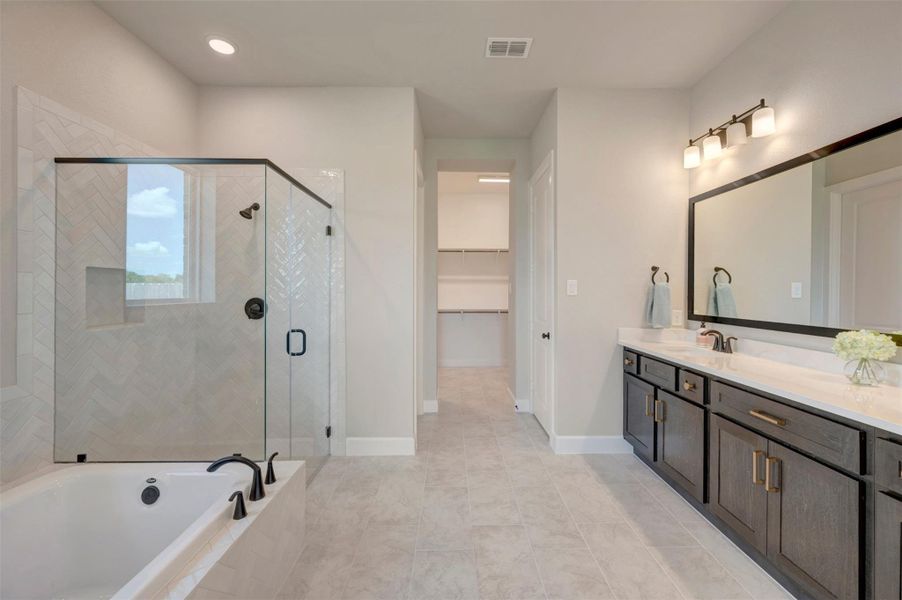 Furnished interior view inside a new home in Grange - Reserve Collection, Katy (Image 10).