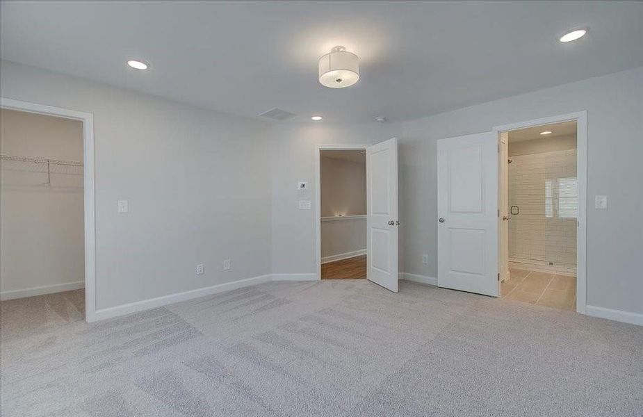 Spacious, unfurnished interior of a new home in Townes at South Main, Kennesaw (Image 29).