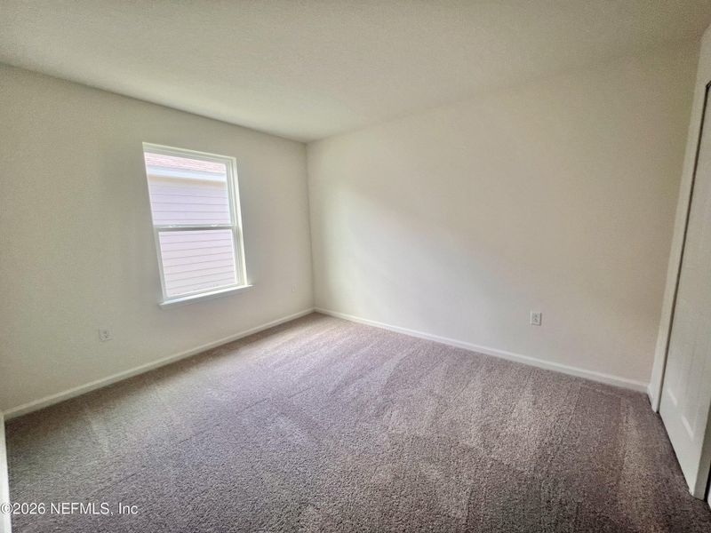 Spacious, unfurnished interior of a new home in Hawkes Meadow, Jacksonville (Image 8).