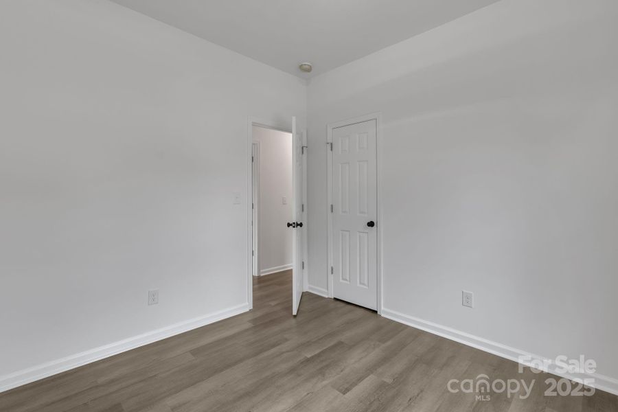 Spacious, unfurnished interior of a new home in , Shelby (Image 34).