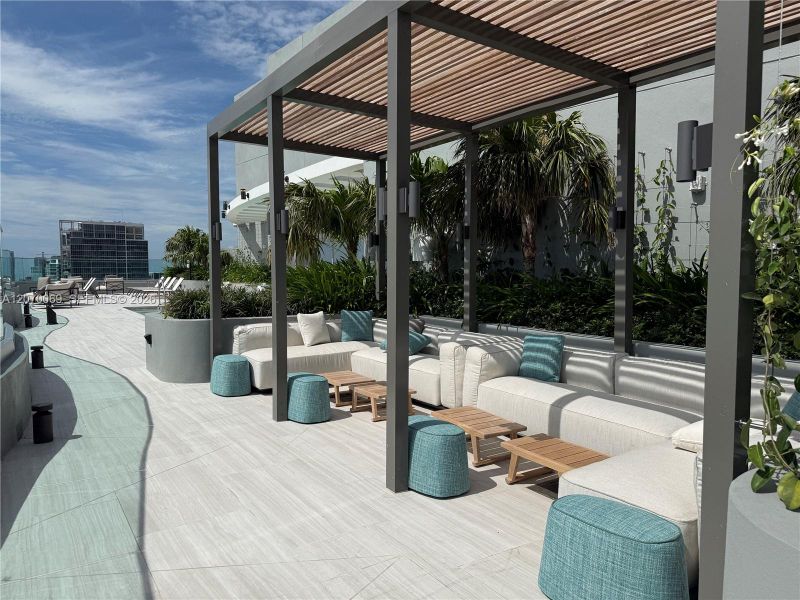 Community amenities in , Miami (Image 32). Community amenities in , Miami (Image 32).