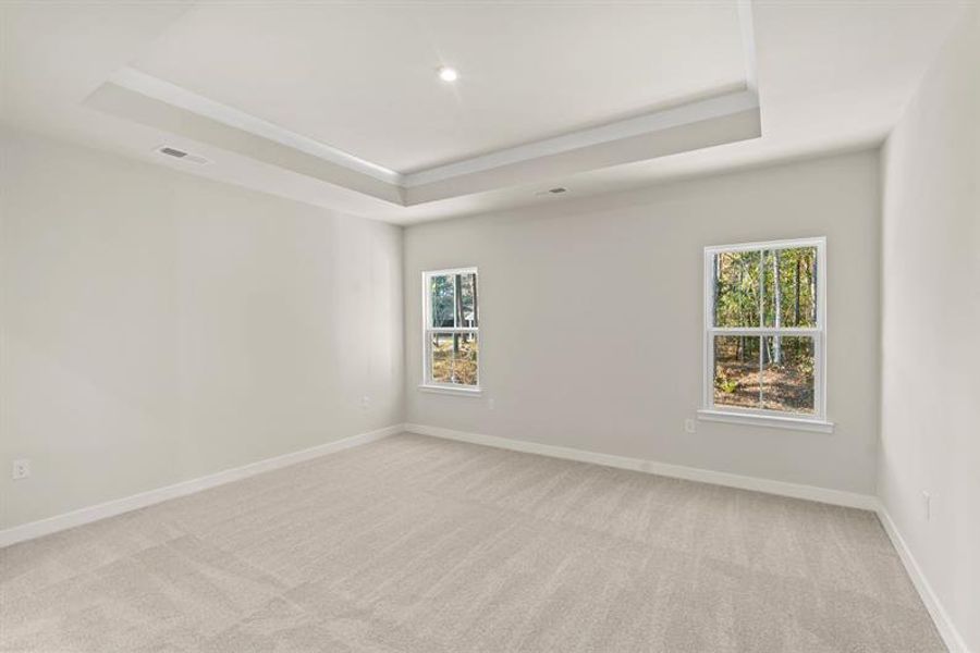 Spacious, unfurnished interior of a new home in Lakes at Riverbend Single Family Homes, Navassa (Image 11).