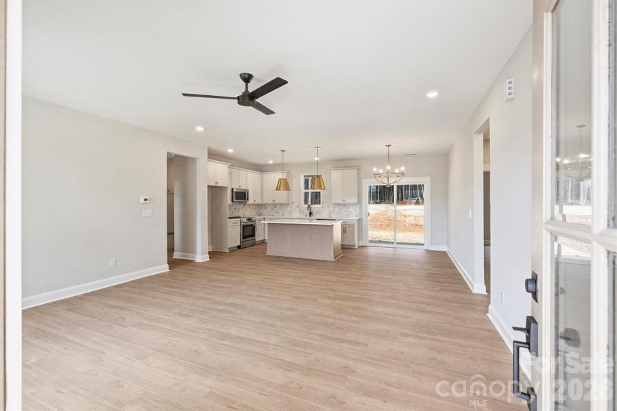 Spacious, unfurnished interior of a new home in , Lincolnton (Image 20).