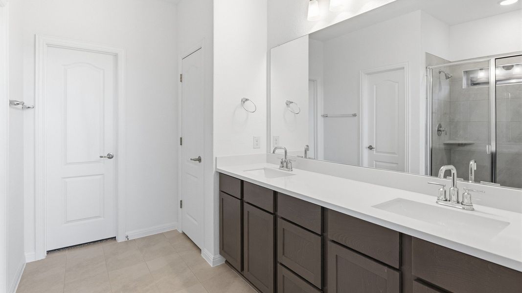 Furnished interior view inside a new home in Briarwood, Elgin (Image 7).