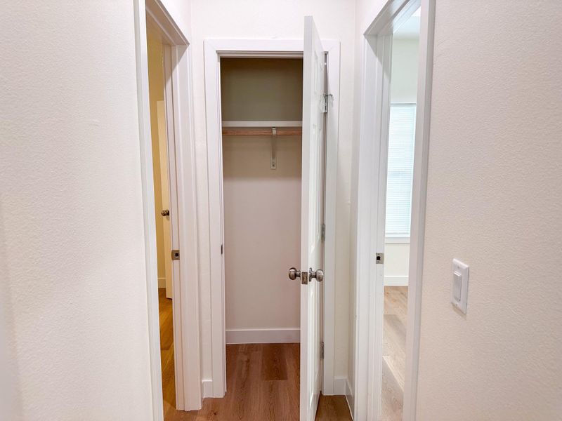 Spacious, unfurnished interior of a new home in , Lockhart (Image 15).