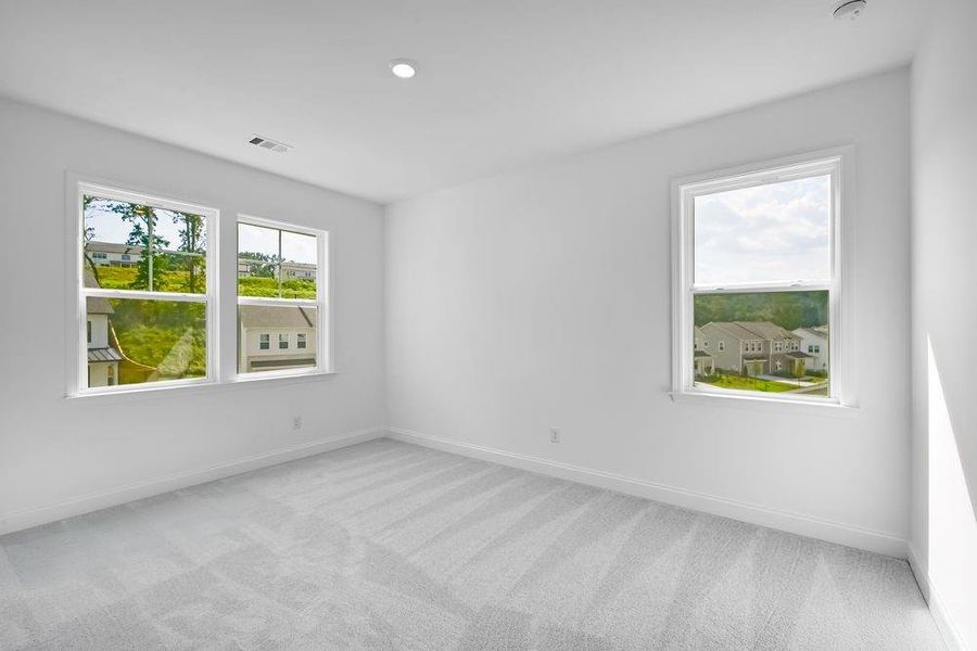 Spacious, unfurnished interior of a new home in Stratford Hills, Ball Ground (Image 16).