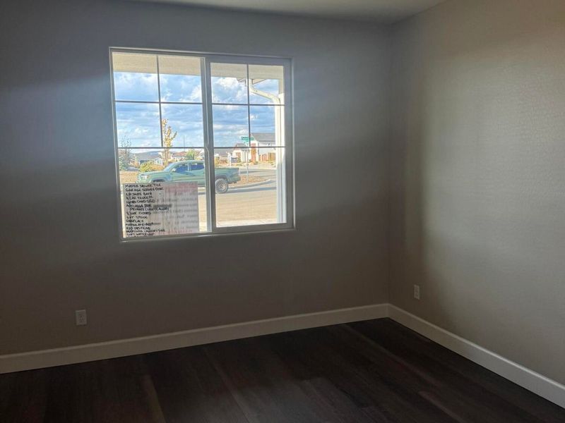 Spacious, unfurnished interior of a new home in Morningstar, Prescott Valley (Image 12).