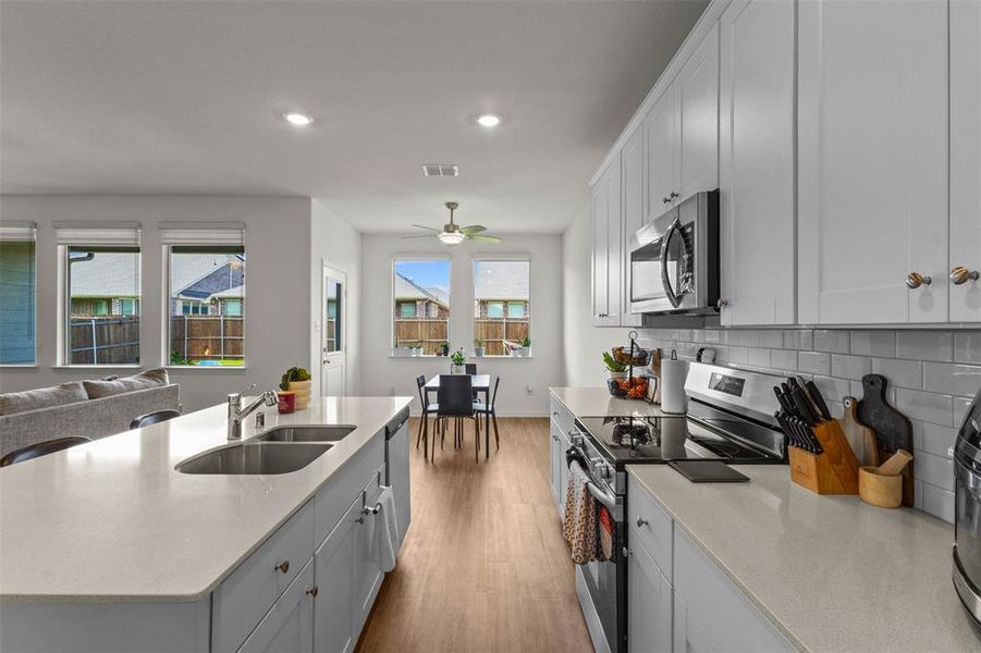 Furnished interior view inside a new home in Bridgewater, Princeton (Image 26).
