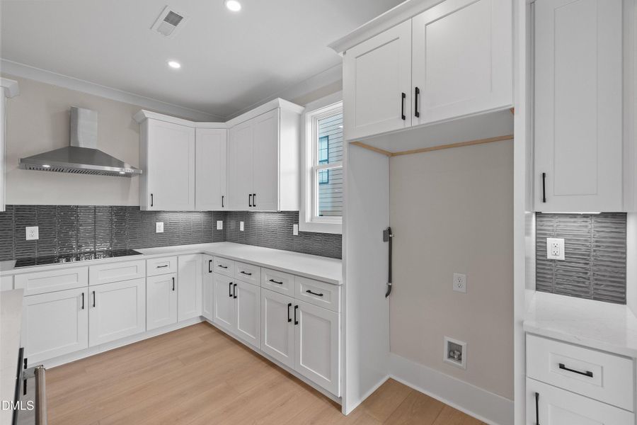 36-223 S West St _1707 36-223 S West St _1707