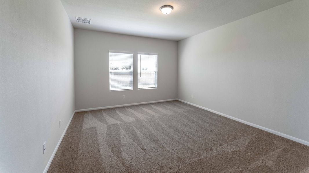 Spacious, unfurnished interior of a new home in Grande Estates, Bertram (Image 33).