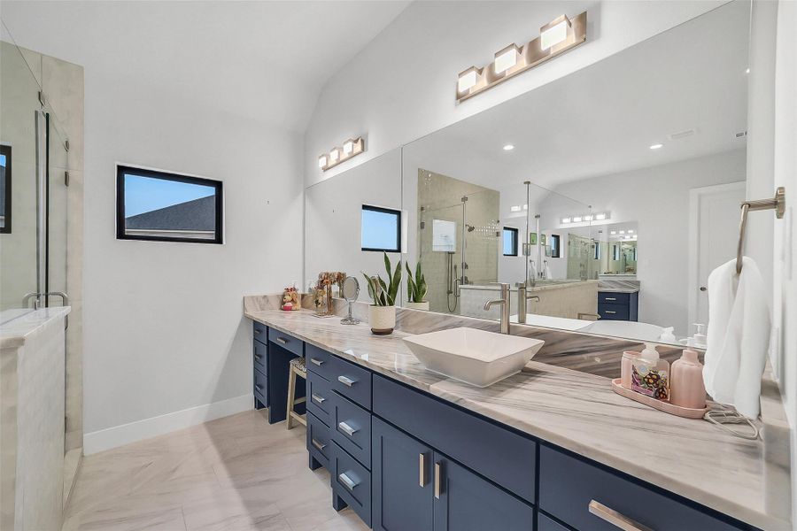 Furnished interior view inside a new home in Lakeview, Waller (Image 39).