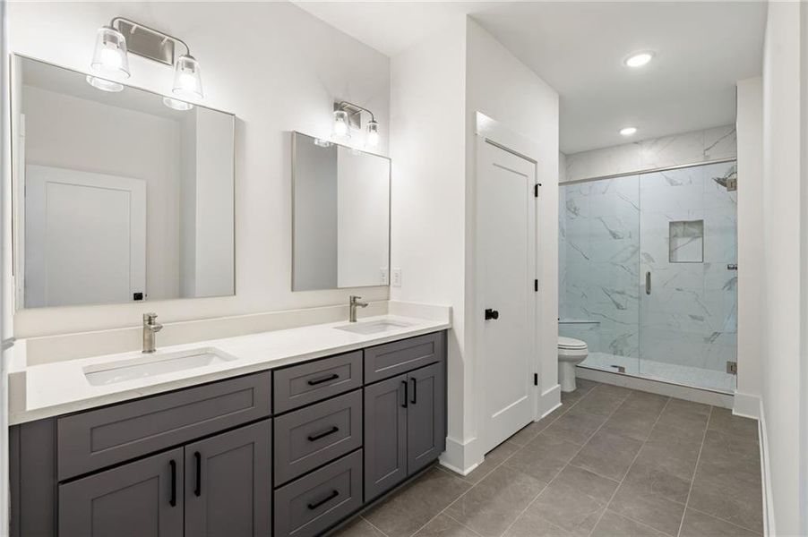 Furnished interior view inside a new home in , Atlanta (Image 37).