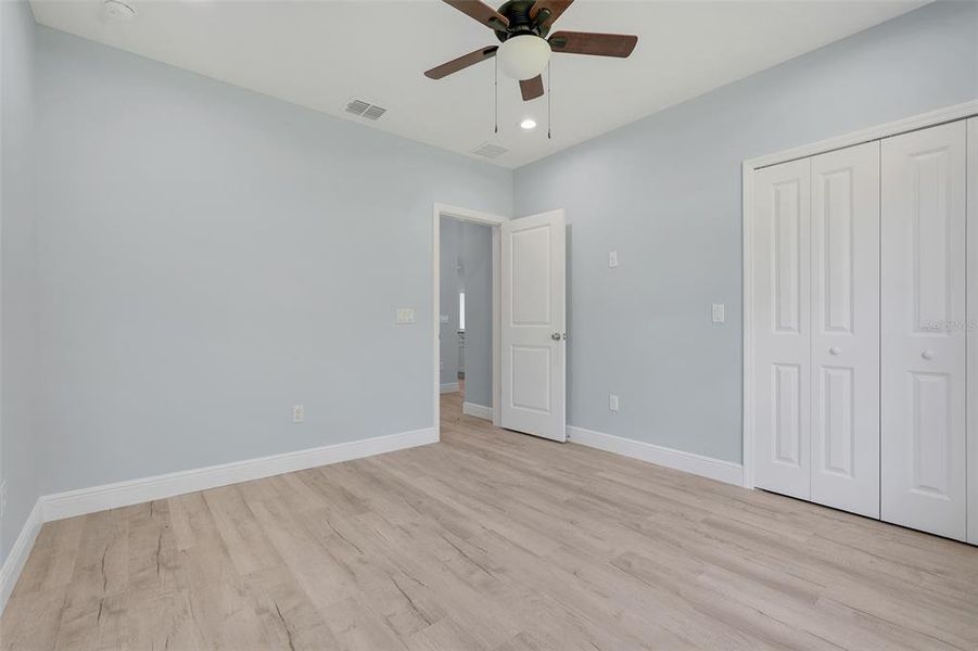 Spacious, unfurnished interior of a new home in , Deltona (Image 37).