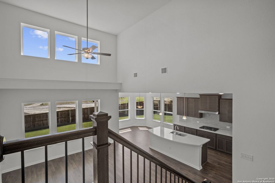 Furnished interior view inside a new home in Homestead, Schertz (Image 10).