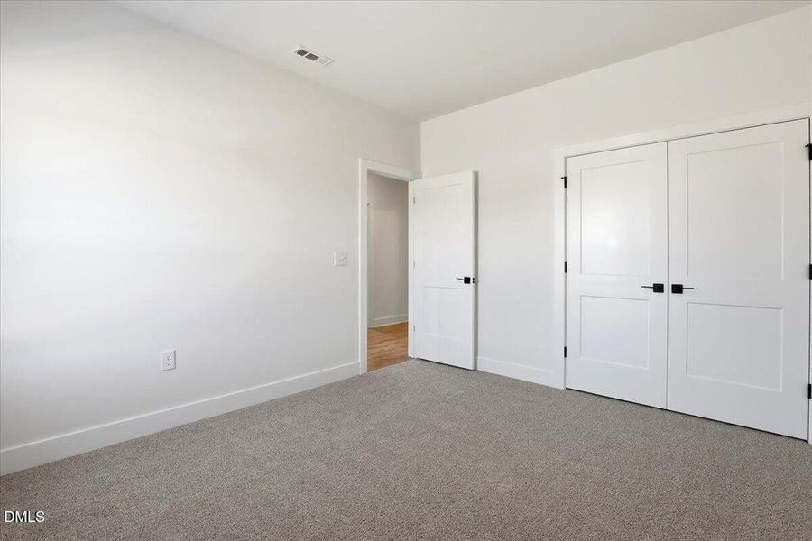 28-109 Manchester Ct-28