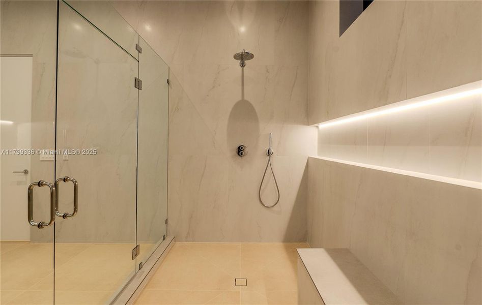 Image 18 of a home in . Image 18 of a home in .