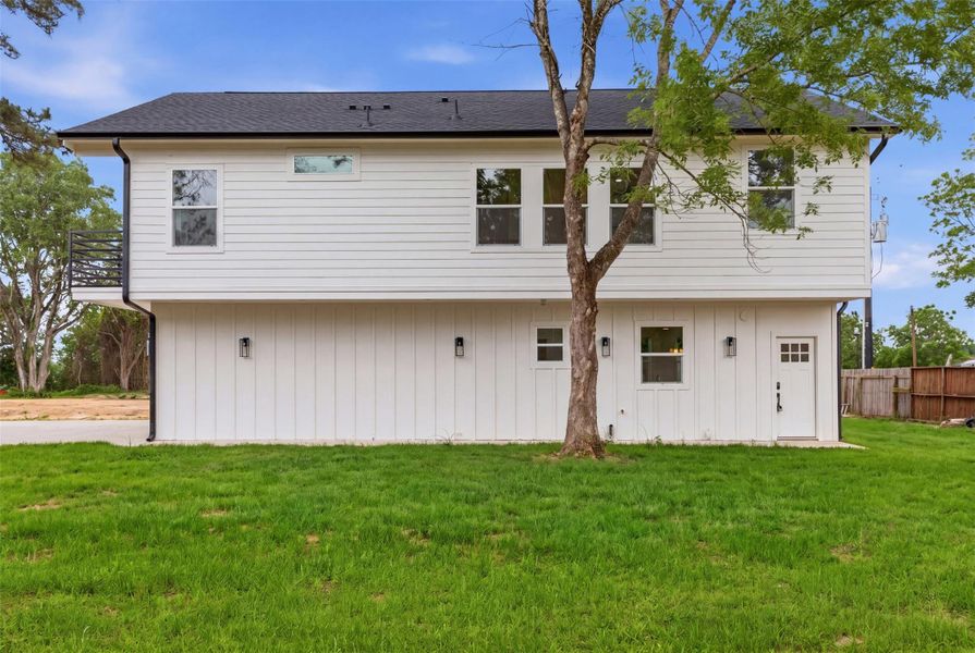 Exterior details and patio area of a home in , Prairie View (Image 4).