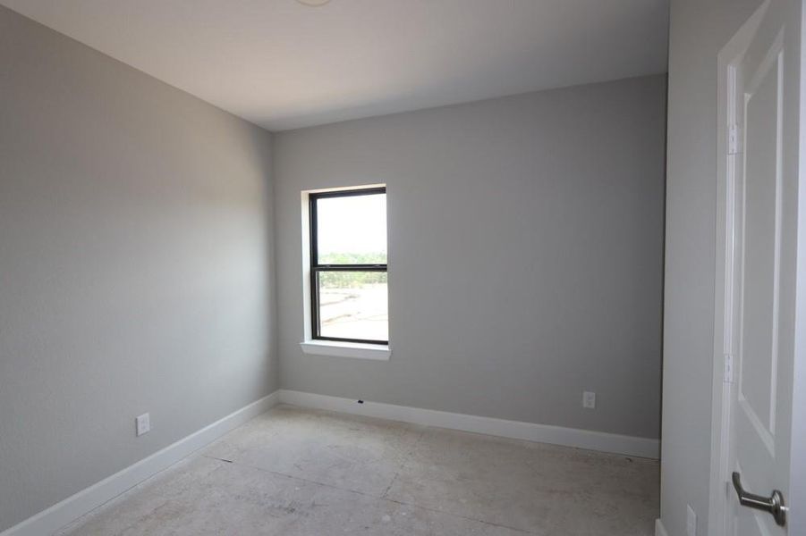 Image 38 of a home in Kresston.