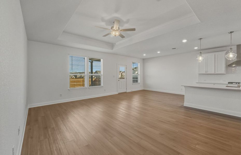 Spacious, unfurnished interior of a new home in Saddleback at Santa Rita Ranch, Liberty Hill (Image 33).