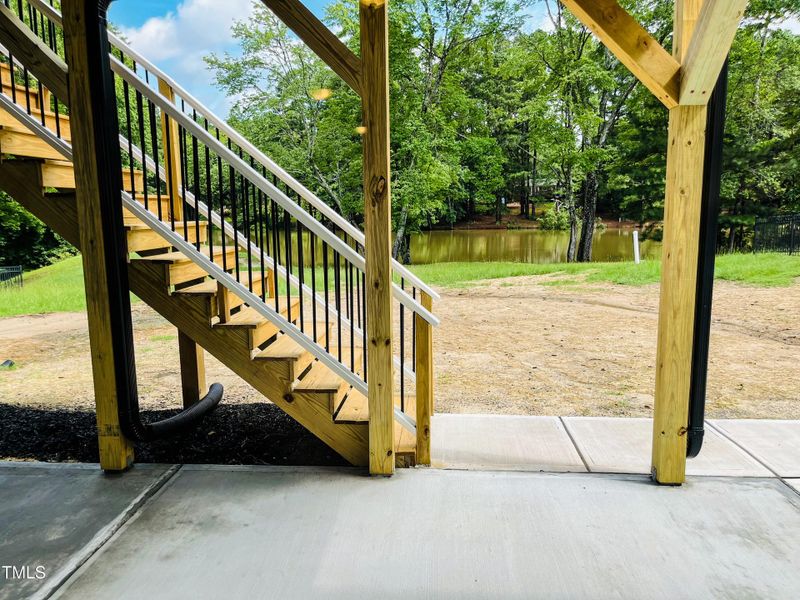 EF331978-FDF6-451A-BE60-3A09E951C2DE