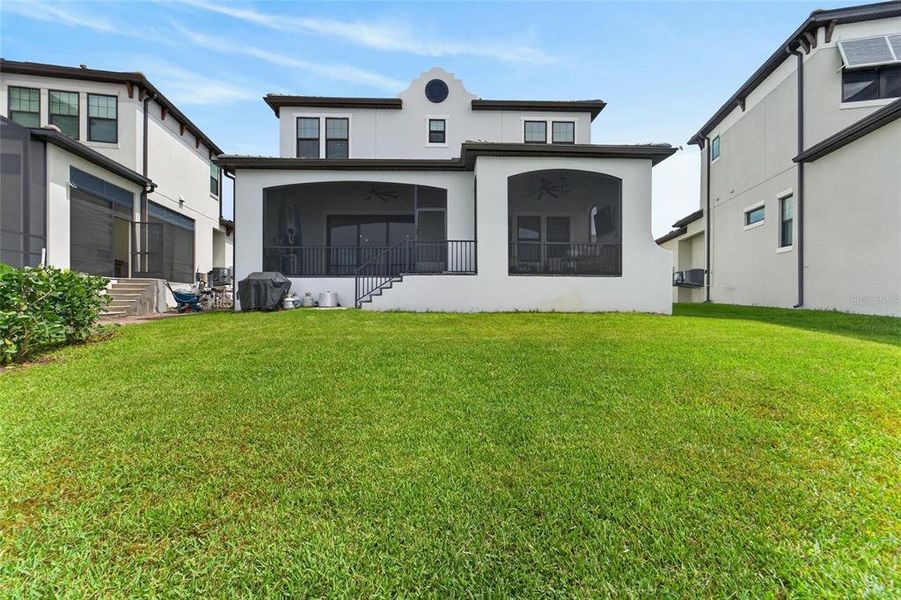 Exterior details and patio area of a home in SouthShore Yacht Club, Ruskin (Image 31).
