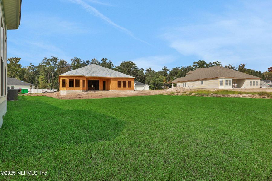 Exterior details and patio area of a home in Jennings Farm, Middleburg (Image 26).